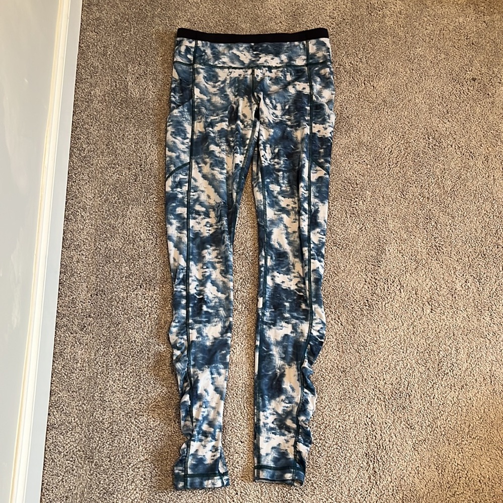 Lululemon Speed Tight III *All Full-On Luxtreme size 6
